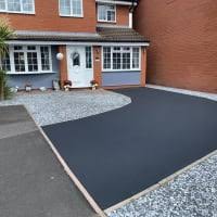 Maintaining Curb Appeal: The Top 5 Driveway Cleaning Techniques in Stoke-on-Trent
